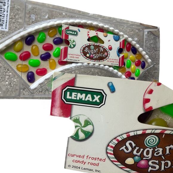 Lemax Sugar N Spice Y2K 2004 Gingerbread Bus Set of 2 Figurines and Candy Road - Picture 6 of 6